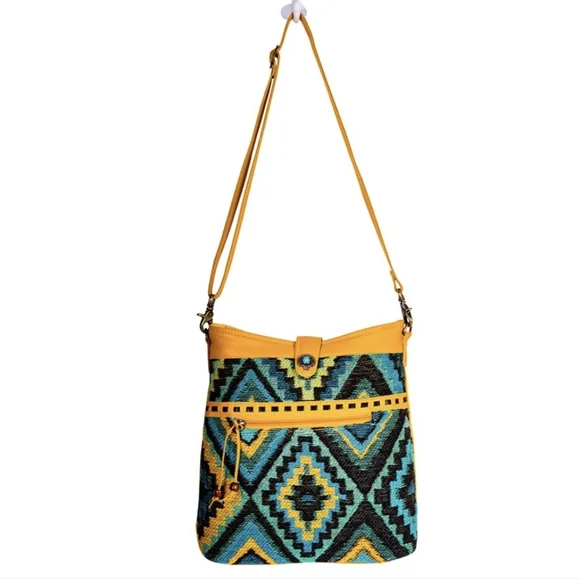 NWT Myra Leather Shoulder Bag - Picture 3 of 4